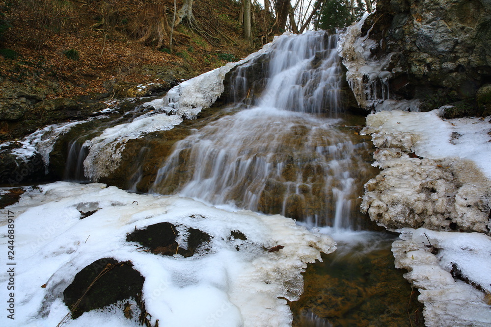 Obraz premium 冬の滝