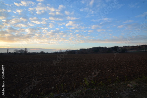 El campo listo para la siembra, Francia