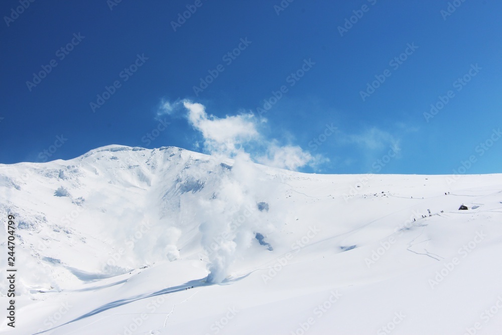 晴れた雪山５　北海道（旭岳）