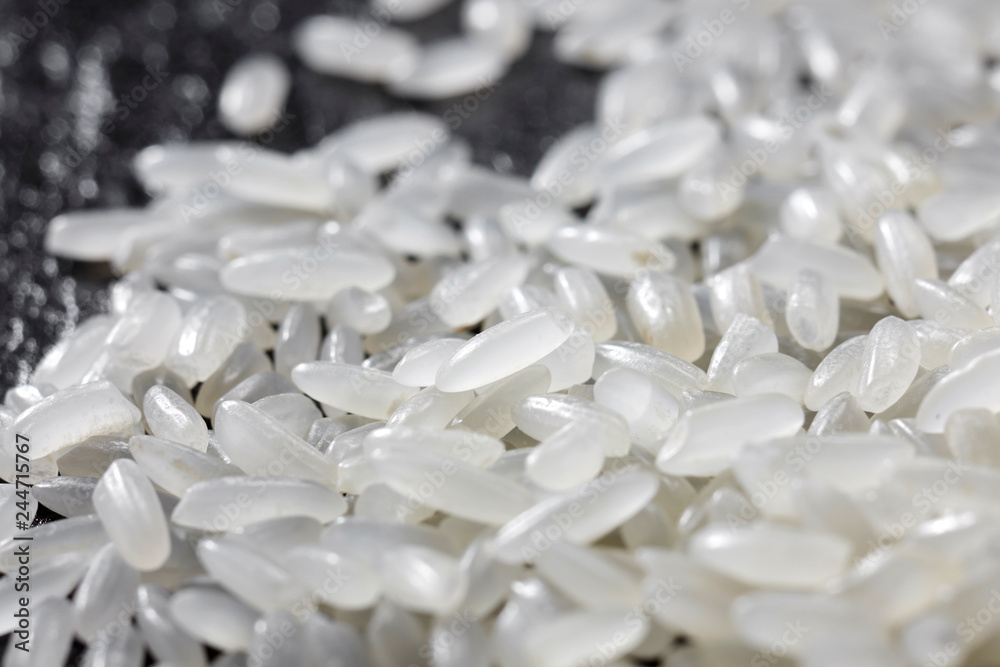 Closeup rice on dark background
Closeup rice on dark background