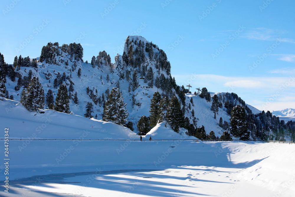 Winterlandschaft in den Alpen, Tirol, Österreich, Europa Winterlandschaft in den Alpen, Tirol, Österreich, Europa