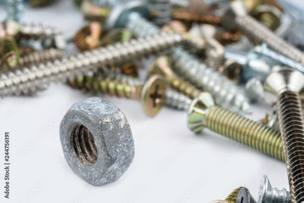 Screw Screw