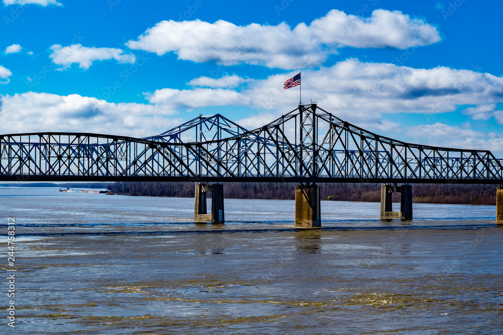Old Vicksburg Bridge crossing the Mississippi River between Louisiana and Mississippi Old Vicksburg Bridge crossing the Mississippi River between Louisiana and Mississippi