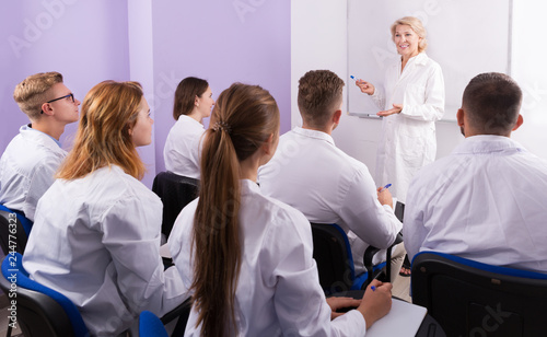 teacher lecturing to medical students