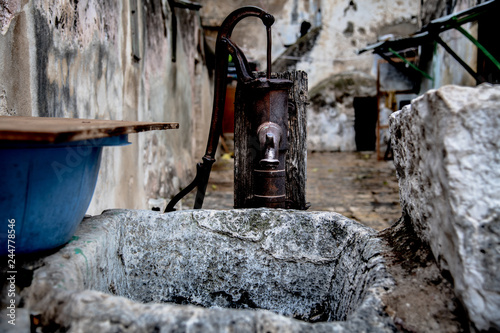 Wasserpumpe ind der Altstadt von Jerusalem 