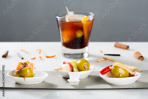 Vermouth with olive sides