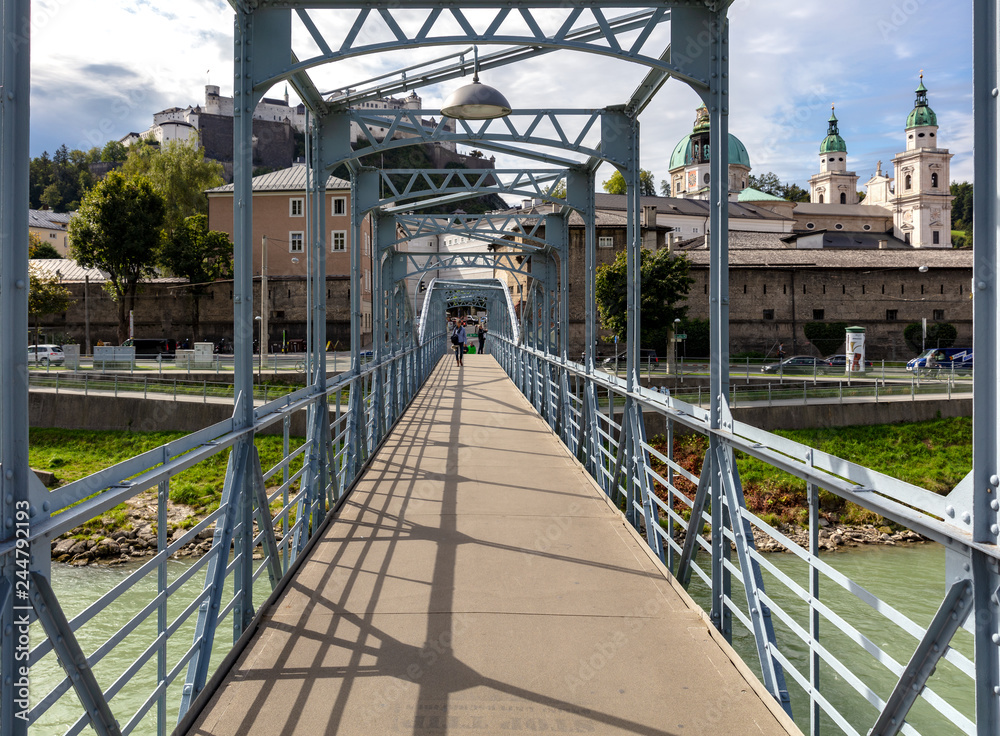 Fototapeta premium Mozartsteg in Salzburg