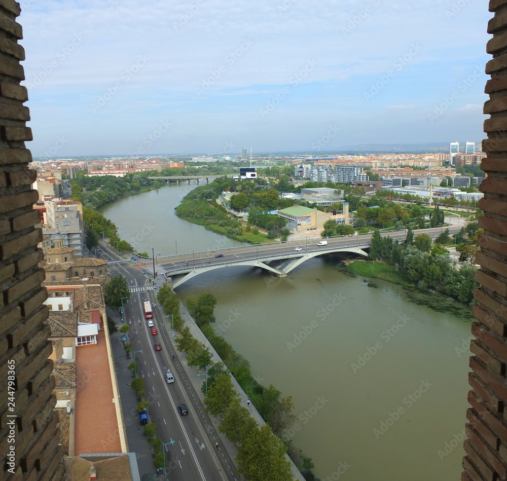 Fototapeta premium The Ebro From The Basilica