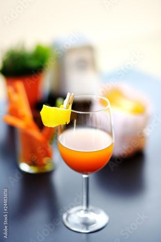 Obraz na plátně Italian aperitives/aperitif: glass of cocktail (sparkling wine with Aperol) and