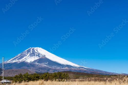 冬の富士山　静岡県裾野市 © あんみつ姫