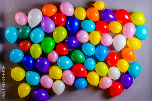 Background with the image of multicoloured balloons.