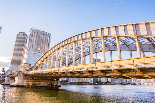 早朝の勝鬨橋 The sky at daybreak in Kachidoki, Tokyo, Japan