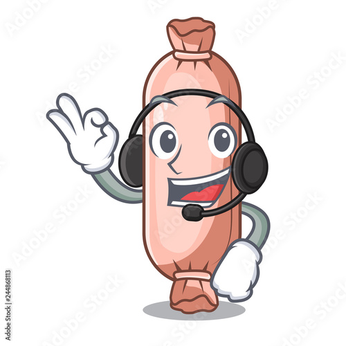 With headphone bolsters above on the mascot bed