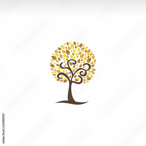Logo vector element of ecological nature of green tree leaves © Rapit