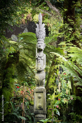 Totem Pole in Singapure Sky Forest Garden photo