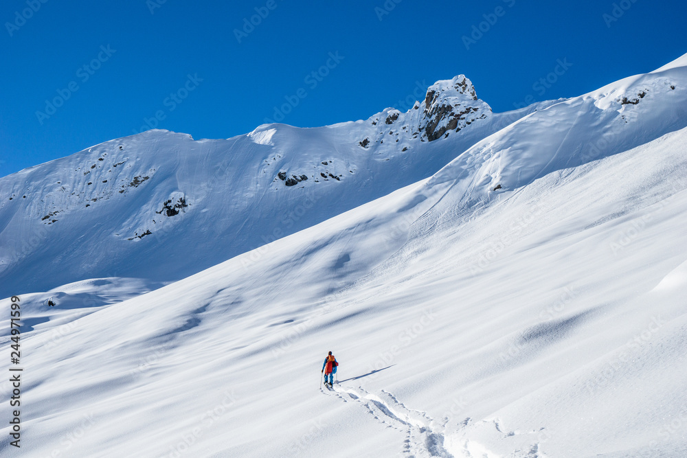 Skitour in den Allgäuer Alpen - Winter am Berg Skitour in den Allgäuer Alpen - Winter am Berg