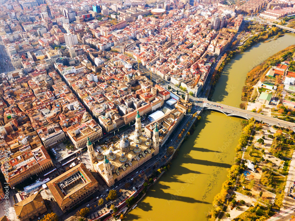 Fototapeta premium Aerial view of Zaragoza cityscape
