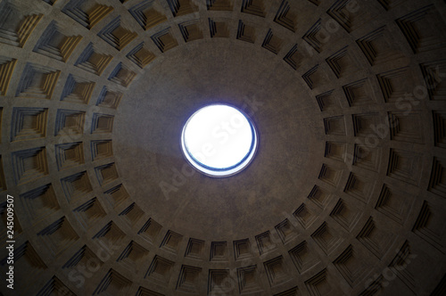 coupole du panthéon à Rome 