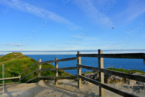 Zaun an der Küste von Südengland, Lulworth Cove © Daniela