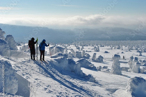 Na nartach w Karkonoszach photo