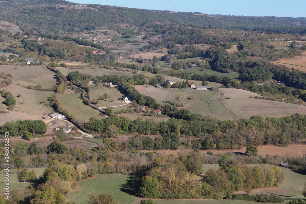 Naklejka premium Limousin - Corrèze - Paysage vu de Turenne