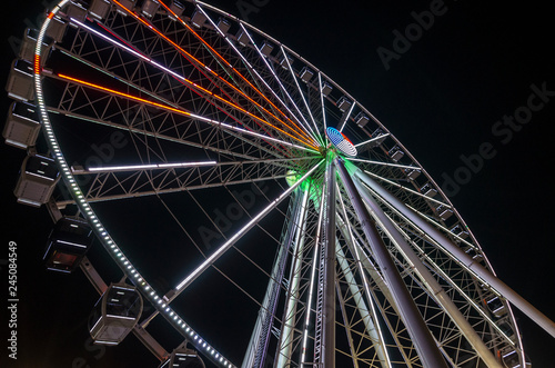Giant Tennesse ferris wheel at night