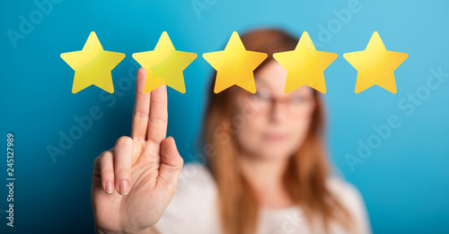 voting stars in hand