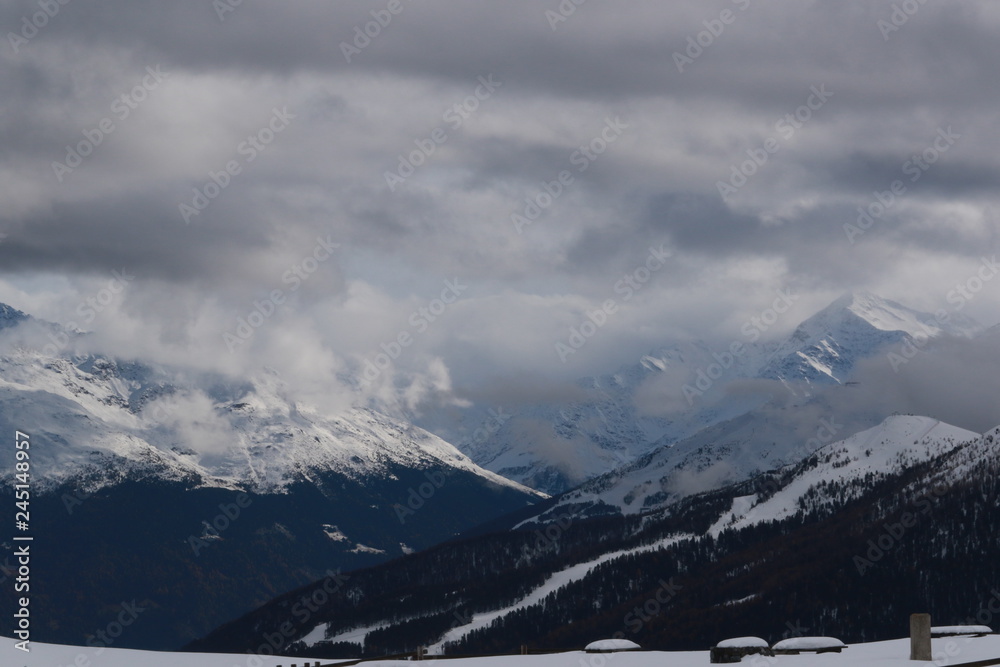 Fototapeta premium montagna