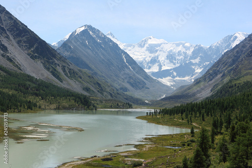 Belukha Mountain, Lake Akkem, Katunsky Ridge, Altai, Russia