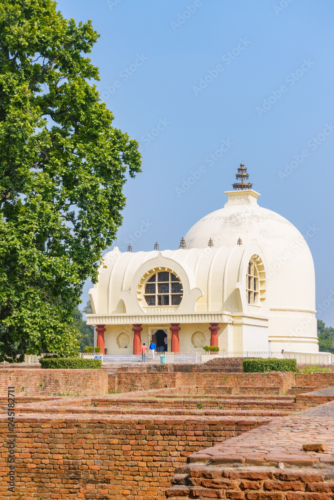 Parinirvana Stupa and temple, Kushinagar, India Parinirvana Stupa and temple, Kushinagar, India