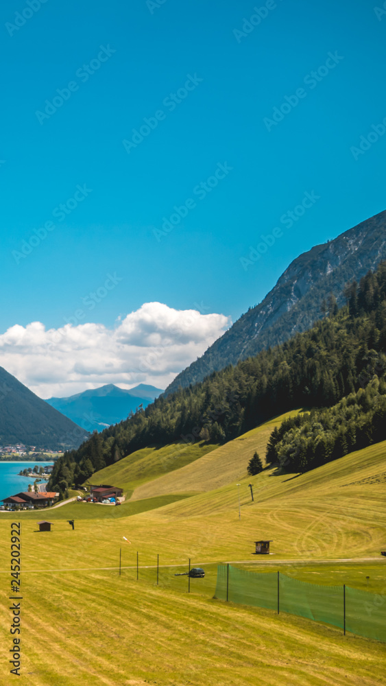 Smartphone HD wallpaper of beautiful alpine view at the Achensee - Pertisau - Tyrol - Austria