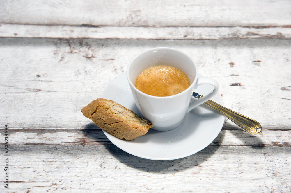 Espresso, Kaffee, Cafe, kleiner Schwarzer, kleiner Brauner Stock Photo |  Adobe Stock