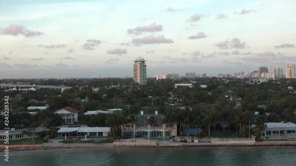 Modern city on the ocean shore (Fort Lauderdale, USA)