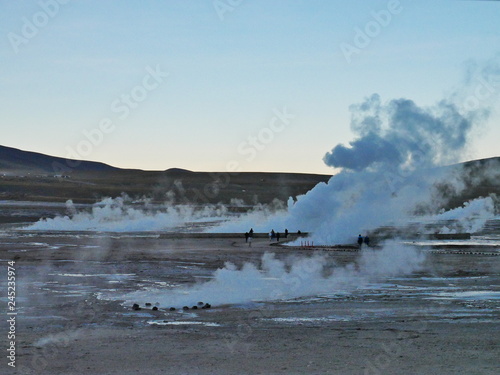 Obraz na płótnie Sunrise on th El Tatio Geysers geothermal field, Chile w salonie