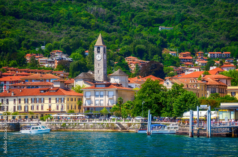 Baveno Am Lago Maggiore Italien Stock Foto Adobe Stock baveno-am-lago-maggiore-italien-stock-foto-adobe-stock