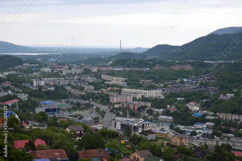 вид на город Петропавлоск-Камчатский с горы Мишенная