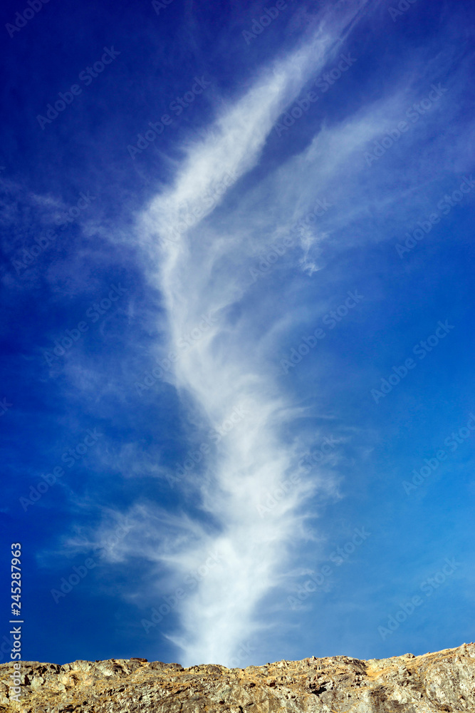 Fox tail clouds