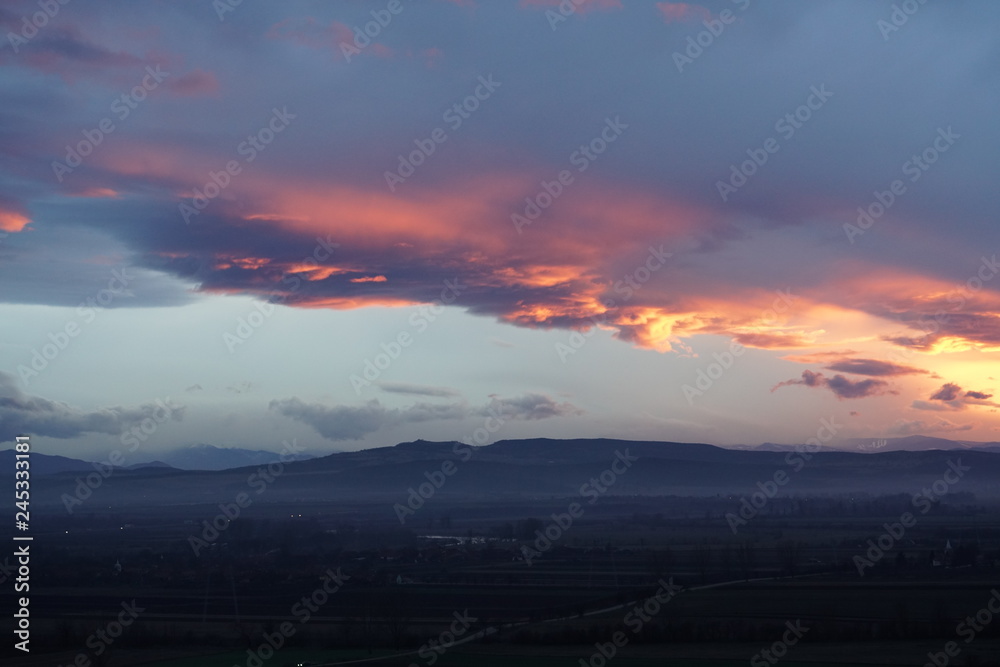 Obraz premium sunset in the mountains