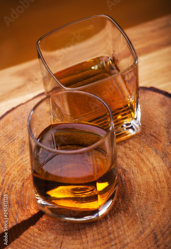  whiskey glass wooden background 