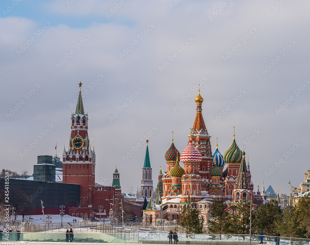 Saint Basil's Cathedral and the Moscow Kremlin Saint Basil's Cathedral and the Moscow Kremlin