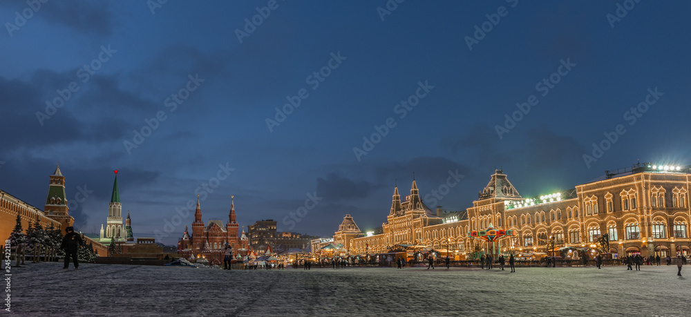 Fototapeta premium Night panorama of Red Square and GUM in winter in Moscow