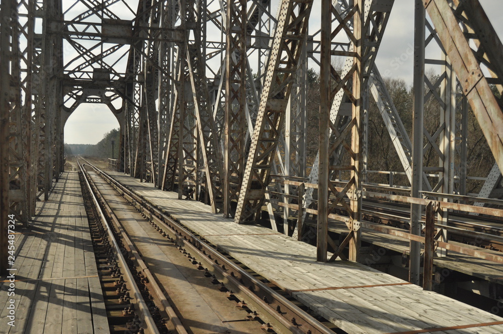 Railway bridge. Torah, steel construction. Crossing the river.