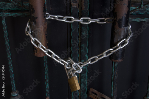 Padlock and Chain © Kevin