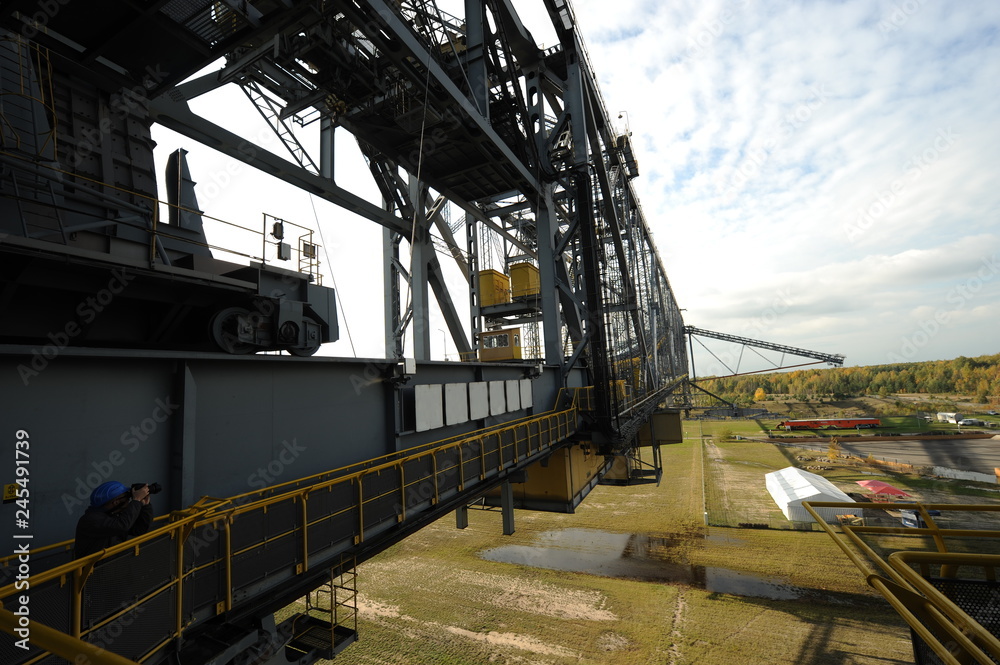 Naklejka premium Besucherbergwerk Förderbrücke F60