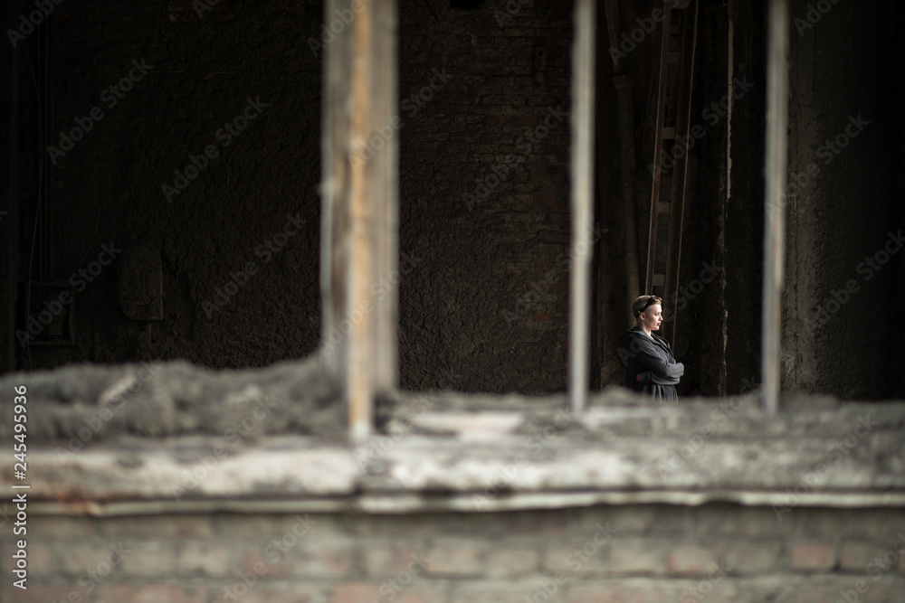 girls in a ruined building girls in a ruined building