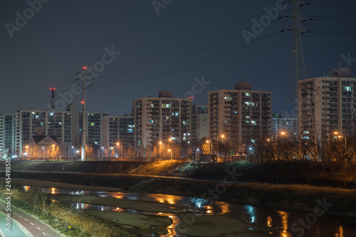 Fototapeta Naklejka Na Ścianę i Meble -  Seoul apartments