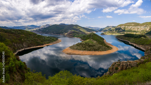 Fototapeta Naklejka Na Ścianę i Meble -  river meander in Bulgaria