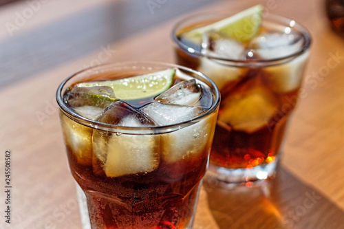 Rum, Cola, Cuba Libre, alcohol, ice, rum, glass, cocktail, refreshment, lime, cuba,