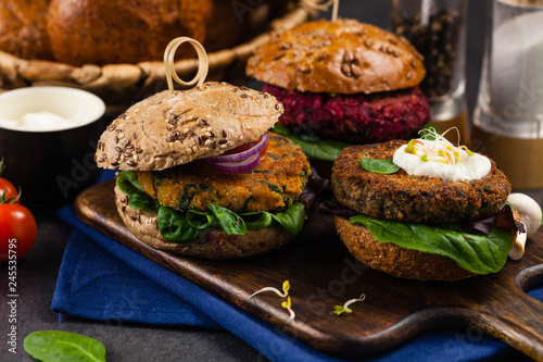 Vege burgers with carrots, beetroots and mushrooms.
