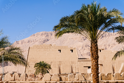 Foto Temple of Medinet Habu, Luxor, Egypt